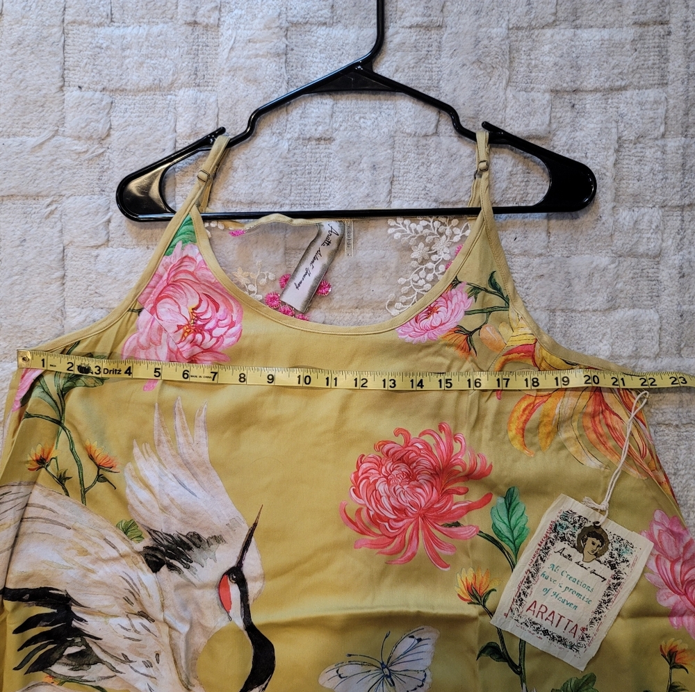 NWT ARATTA Legend of the Crane 100% Viscose Yellow Pink Floral Size XL - Picture 9 of 10